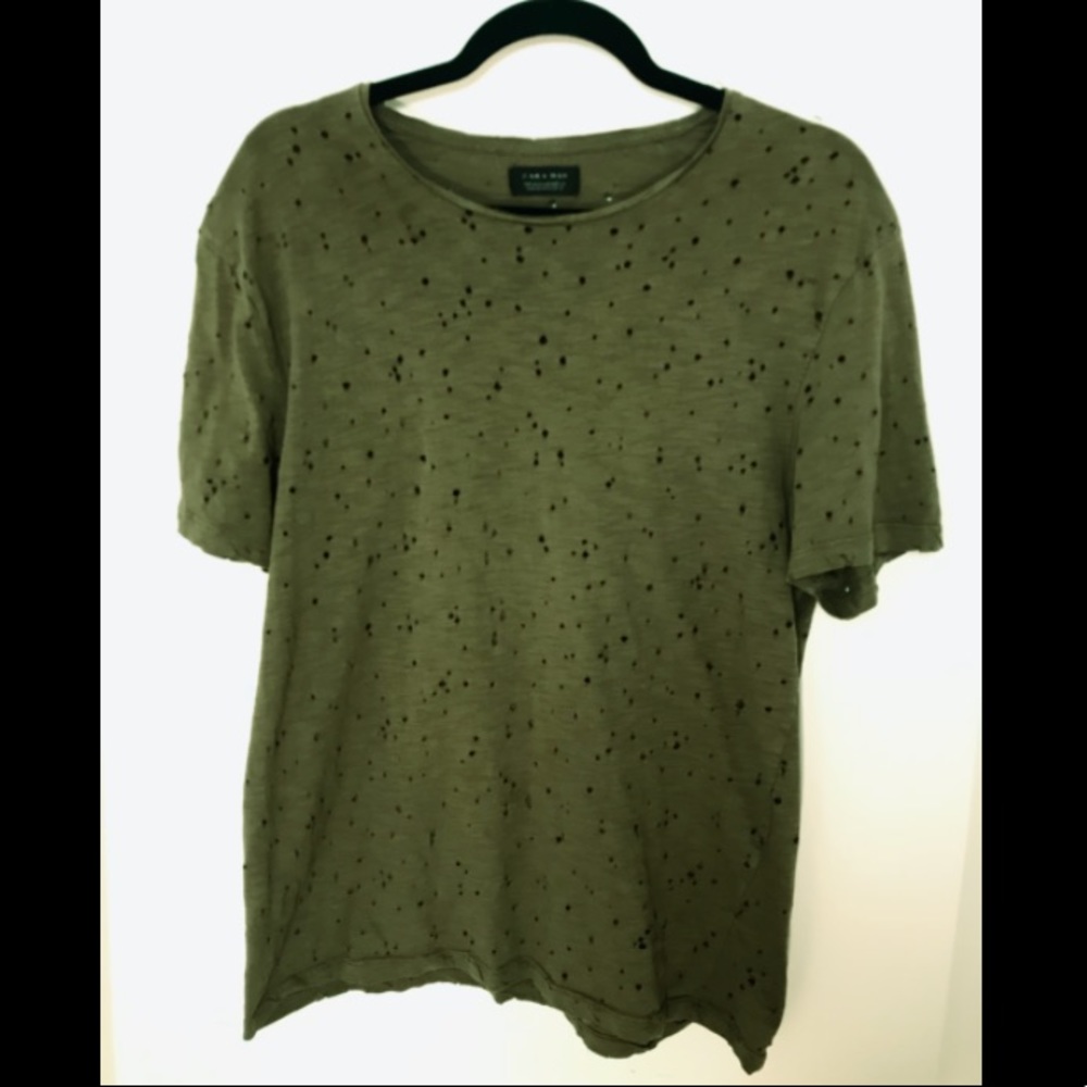 Zara man distressed T-shirt.